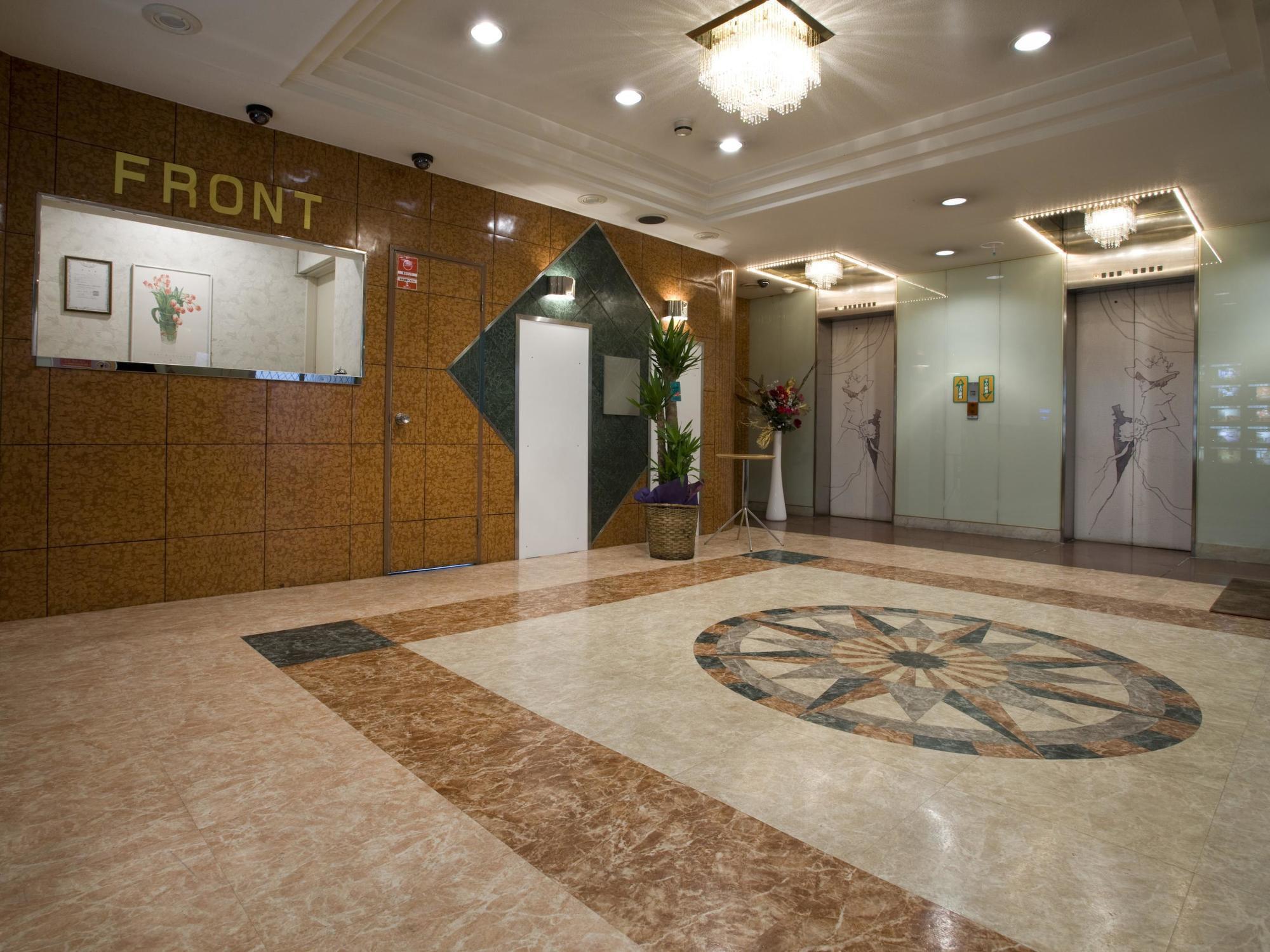 Hotel Candy Hall (Adults Only) Osaka Exteriör bild