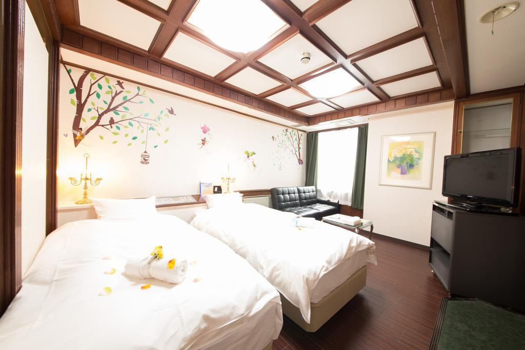 Hotel Candy Hall (Adults Only) Osaka Exteriör bild