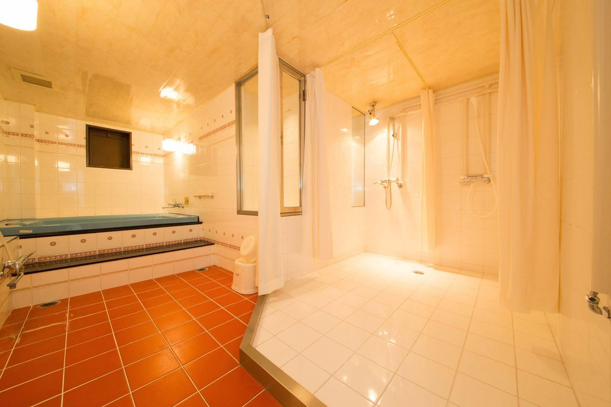 Hotel Candy Hall (Adults Only) Osaka Exteriör bild