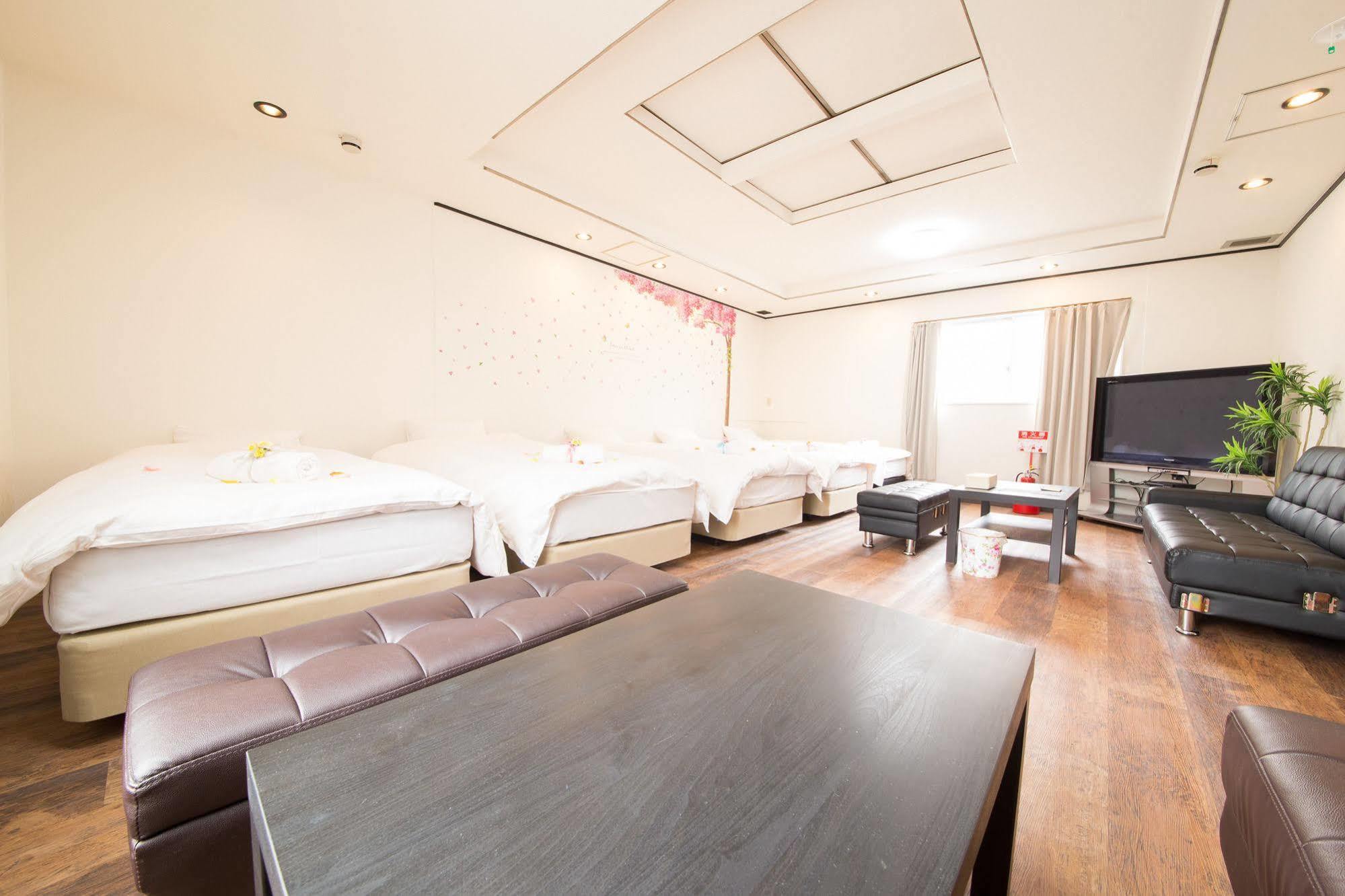 Hotel Candy Hall (Adults Only) Osaka Exteriör bild