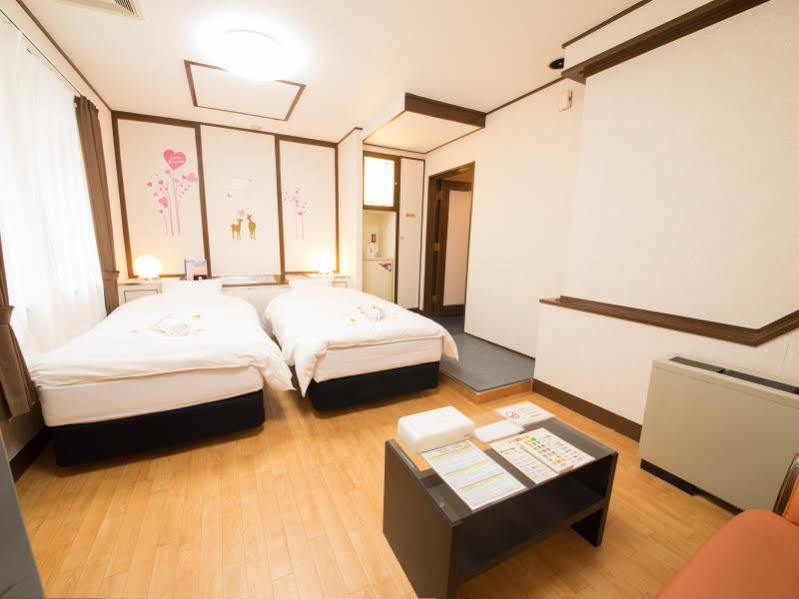 Hotel Candy Hall (Adults Only) Osaka Exteriör bild