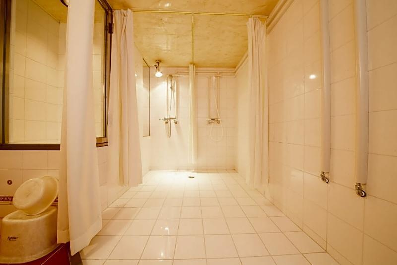 Hotel Candy Hall (Adults Only) Osaka Exteriör bild
